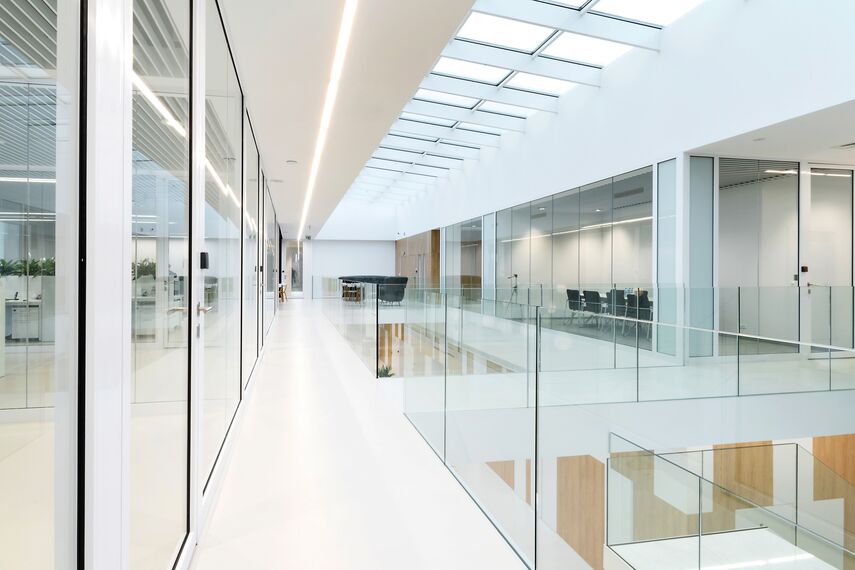 CW 50-HI Façades and ConceptSystem 59Pa Windows - Pivexin Technology Headquarter located in Babice, Poland